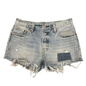 LEVI • 501 Denim Shorts